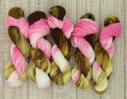 Hand-dyed Yarn - Nora Merino/Cashstyle Nylon Worsted Weight
