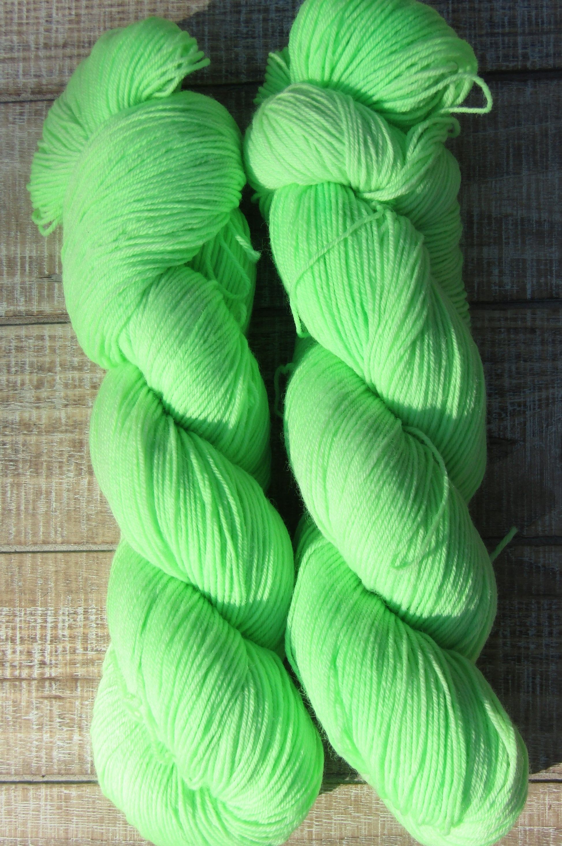 Hand-Dyed Yarn in Kelly green.